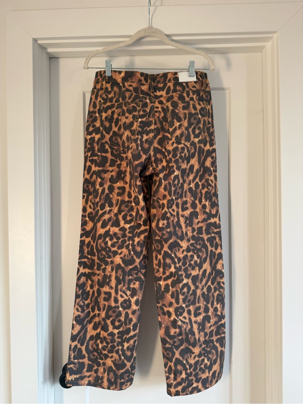Flying Angel Wide Leg Leopard Pants - Picture 4 of 5